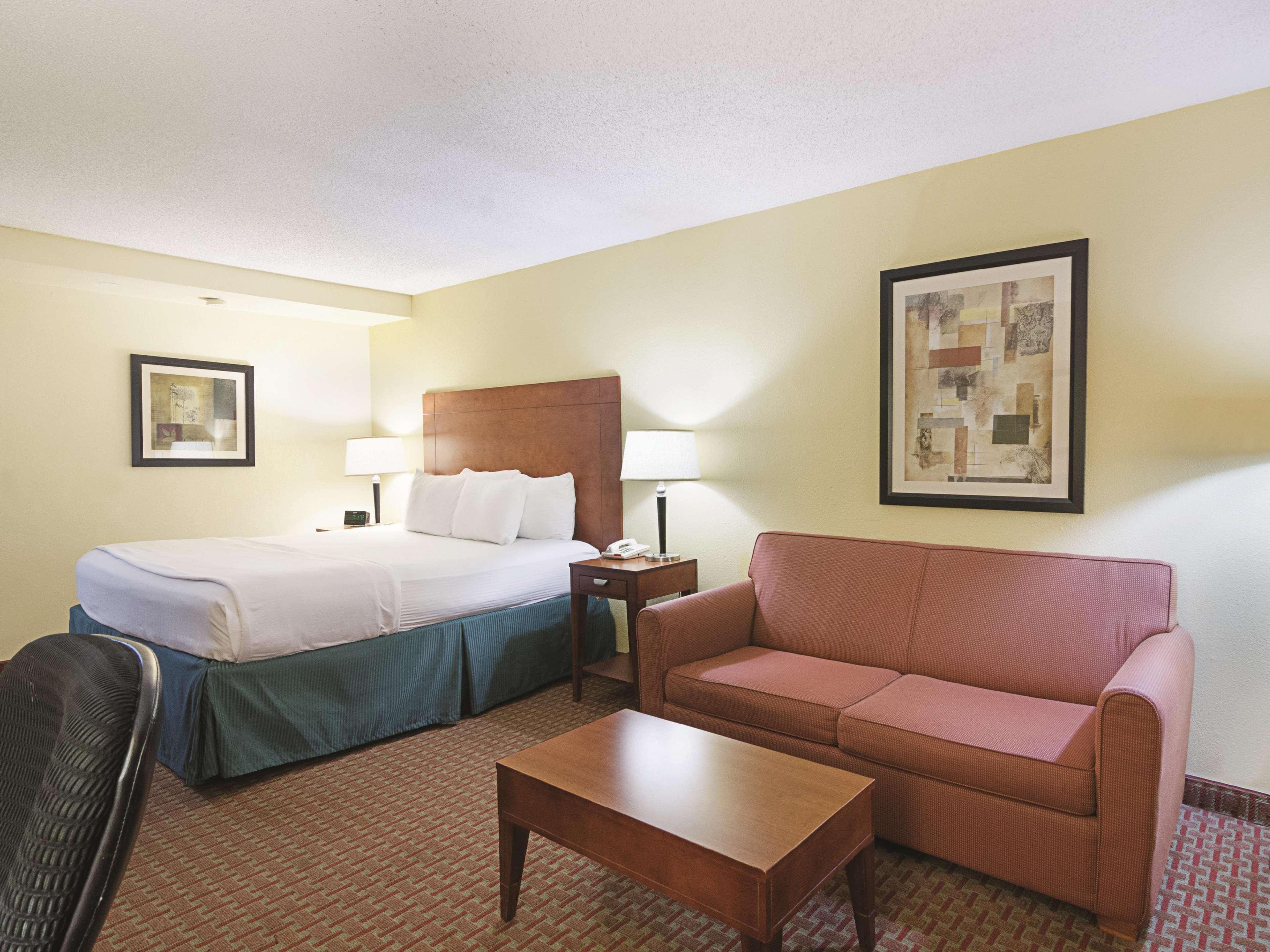 La Quinta Inn & Suites By Wyndham Ντόθαν Εξωτερικό φωτογραφία
