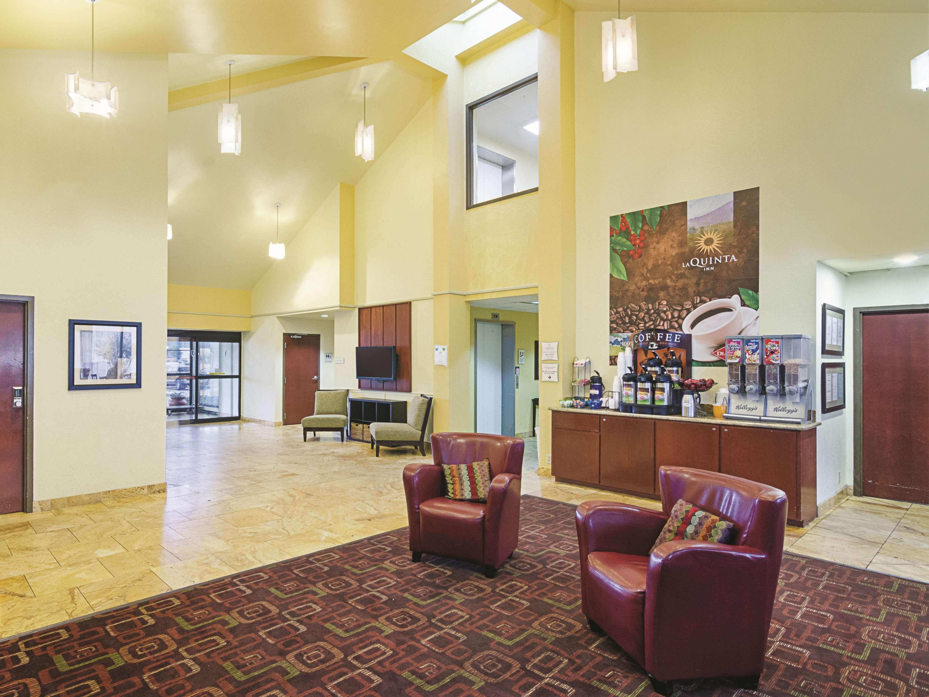 La Quinta Inn & Suites By Wyndham Ντόθαν Εξωτερικό φωτογραφία
