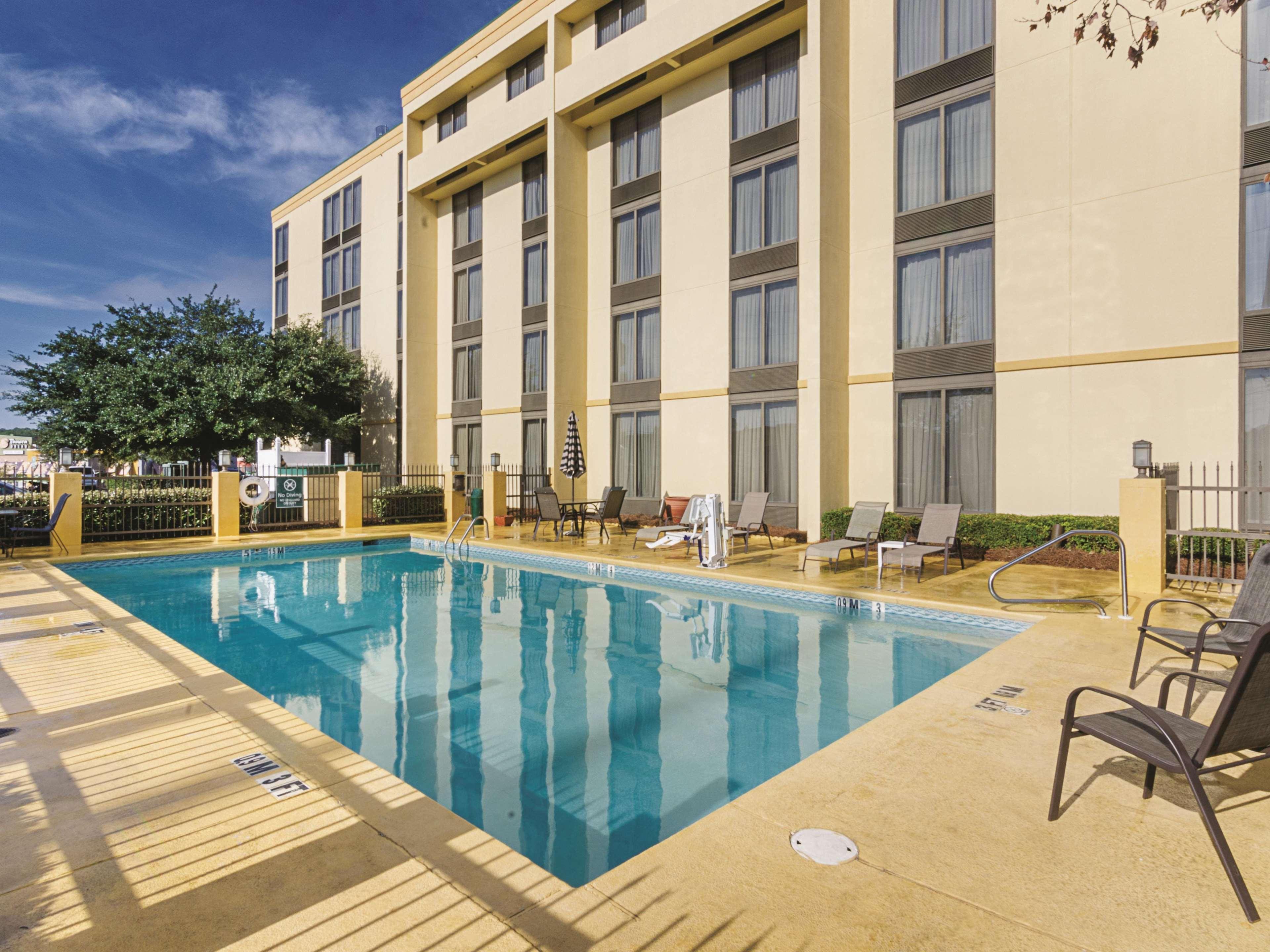 La Quinta Inn & Suites By Wyndham Ντόθαν Εξωτερικό φωτογραφία