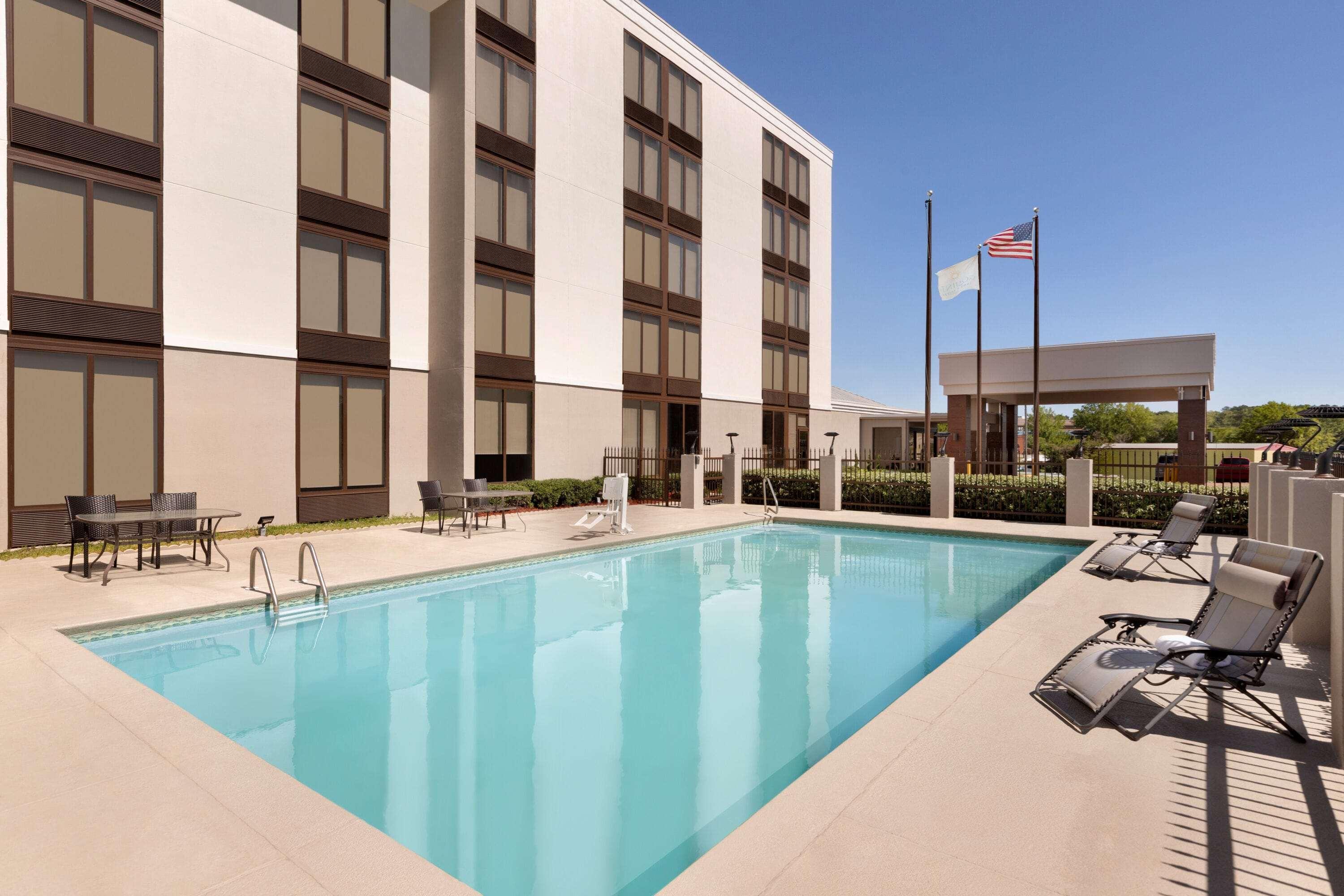 La Quinta Inn & Suites By Wyndham Ντόθαν Εξωτερικό φωτογραφία